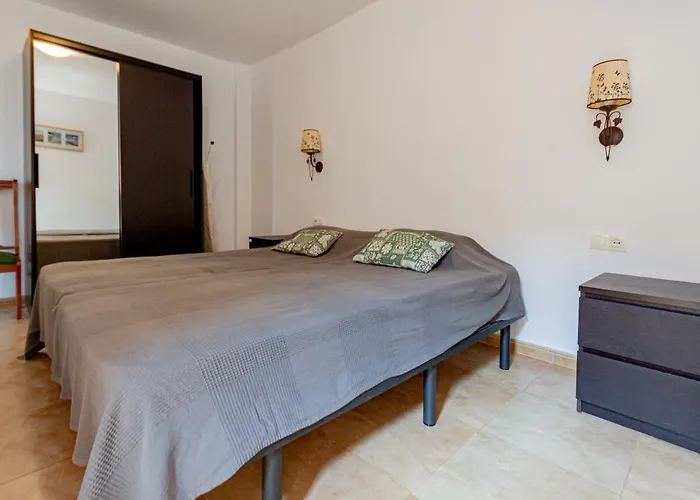 Апартаменти Inmovecos Con Vistas Al Mar Soling 80 *